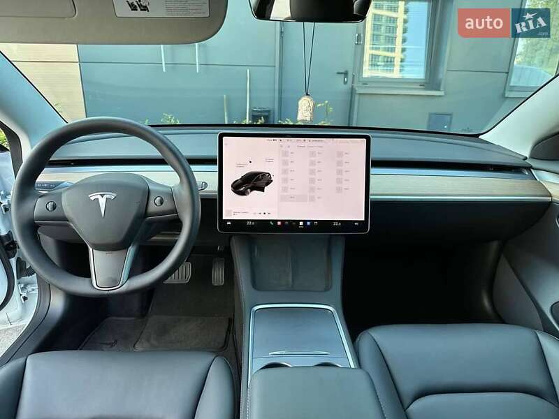 Седан Tesla Model 3 2022 в Хмельницькому