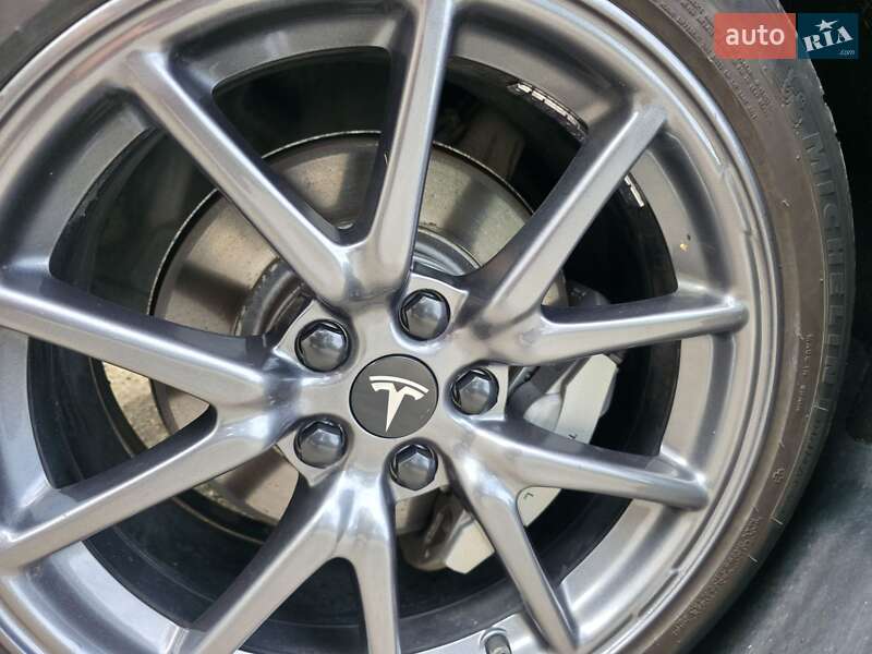 Седан Tesla Model 3 2019 в Запорожье фото 30 Седан Tesla Model 3 2019 в Запорожье