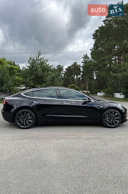 Седан Tesla Model 3 2018 в 