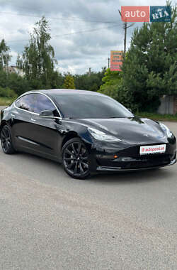 Седан Tesla Model 3 2018 в 