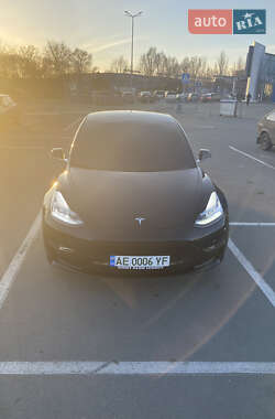 Седан Tesla Model 3 2019 в Днепре