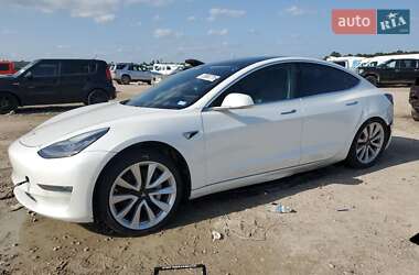 Седан Tesla Model 3 2019 в Києві