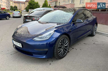 Седан Tesla Model 3 2020 в Києві