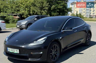 Седан Tesla Model 3 2018 в 