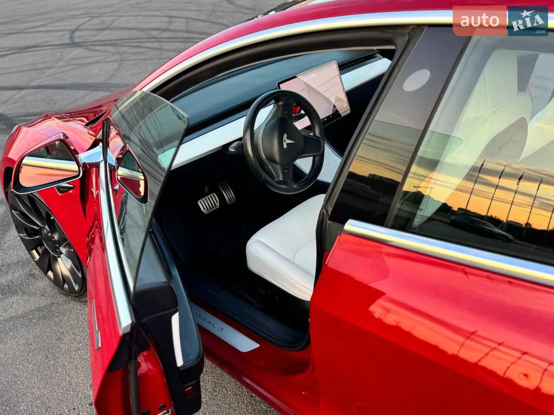 2018 Tesla Model 3 - мініатюра 13