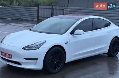Седан Tesla Model 3 2018 в 