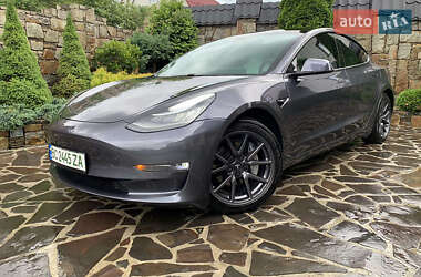 Седан Tesla Model 3 2019 в Киеве