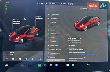 Седан Tesla Model 3 2018 в 