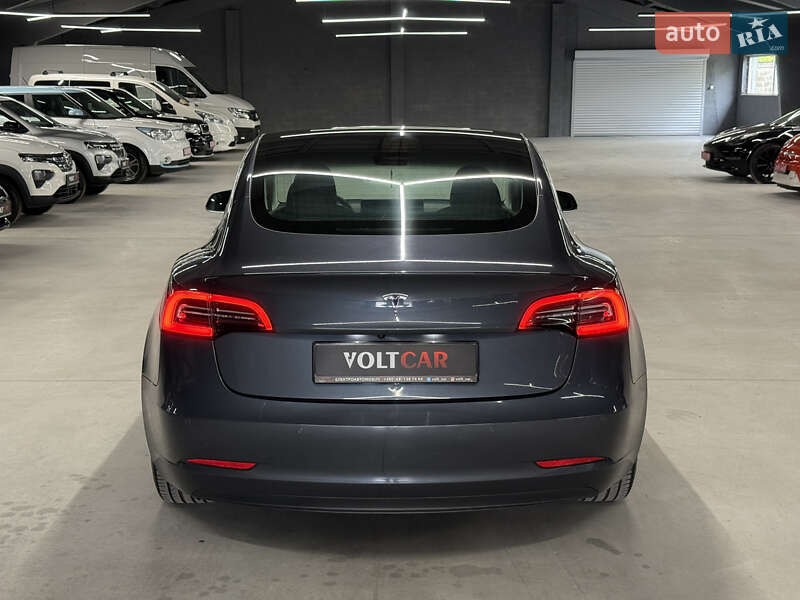 Седан Tesla Model 3 2019 в Владимире