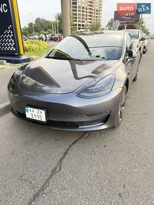 Седан Tesla Model 3 2019 в Харькове