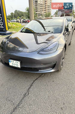 Седан Tesla Model 3 2019 в 
