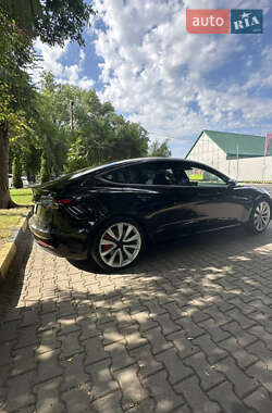 Седан Tesla Model 3 2018 в 