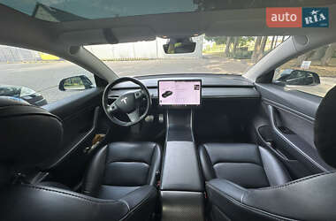 Седан Tesla Model 3 2018 в 