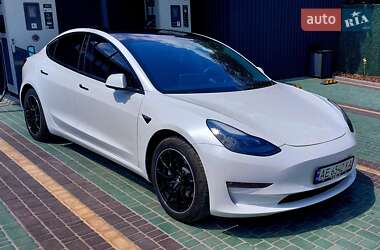 Седан Tesla Model 3 2022 в Дніпрі