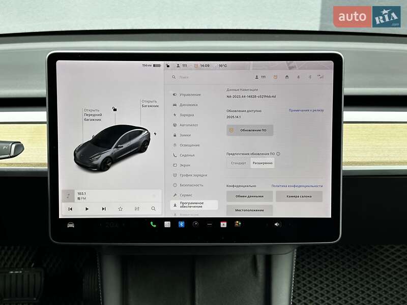 Седан Tesla Model 3 2021 в Києві