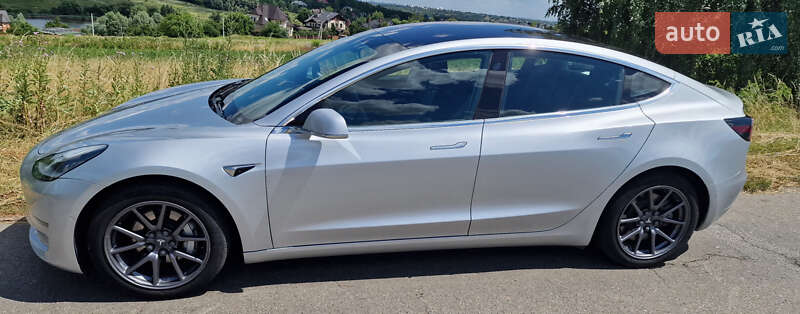 Седан Tesla Model 3 2018 в Києві фото 3 Седан Tesla Model 3 2018 в Києві