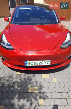 Седан Tesla Model 3 2017 в Львові