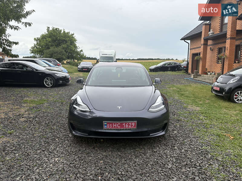 Tesla Model 3 2018
