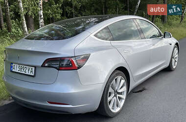 Седан Tesla Model 3 2018 в 