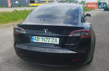 Седан Tesla Model 3 2018 в 