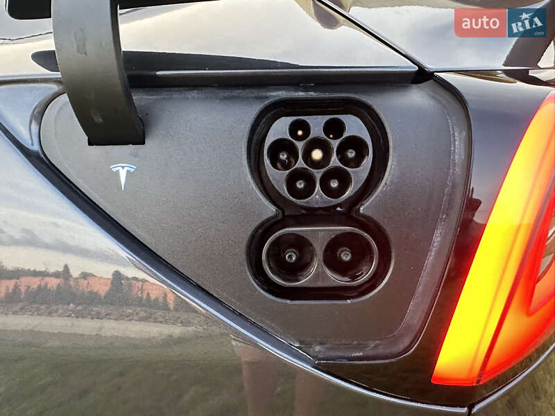 Седан Tesla Model 3 2019 в Харькове