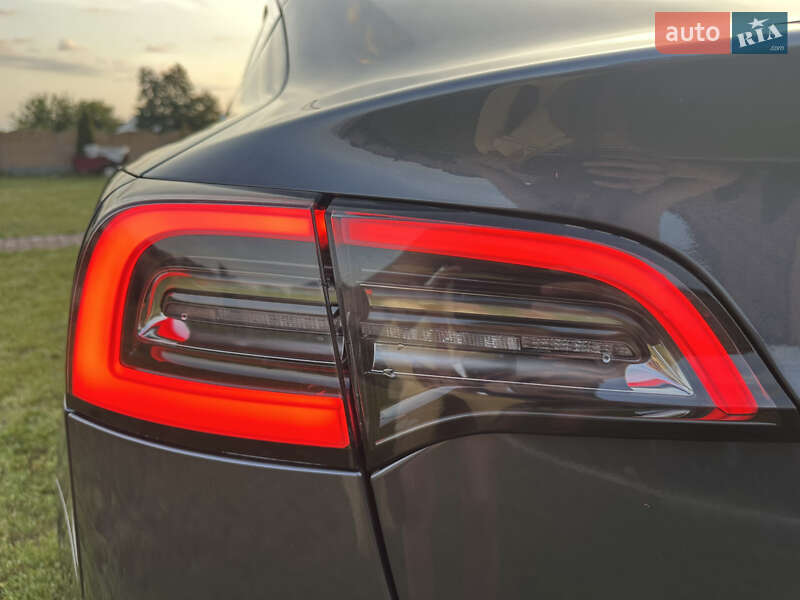 Седан Tesla Model 3 2019 в Харькове