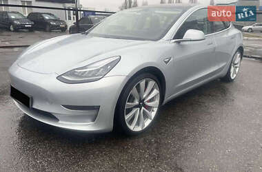 Седан Tesla Model 3 2018 в 