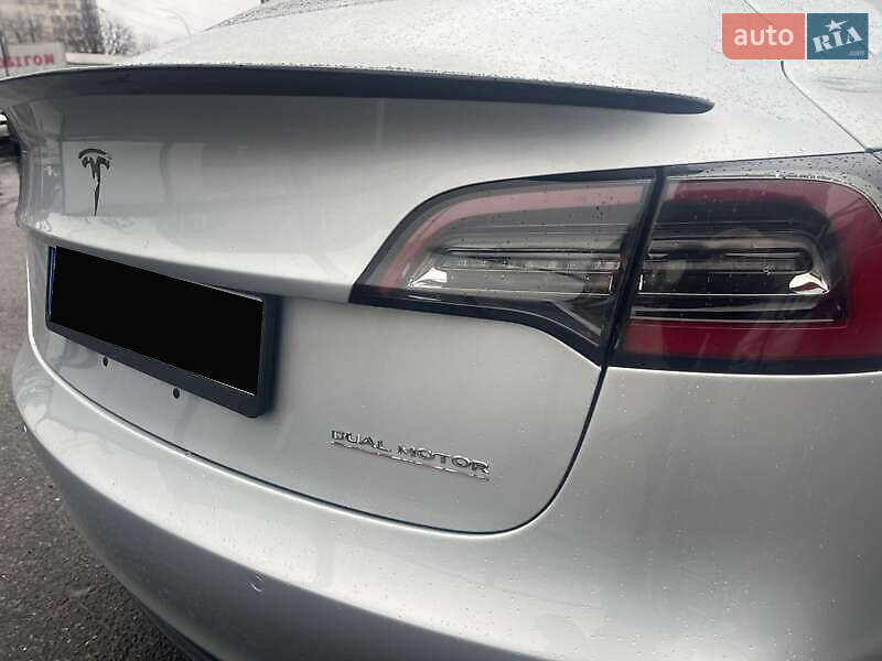 Седан Tesla Model 3 2018 в Киеве фото 15 Седан Tesla Model 3 2018 в Киеве