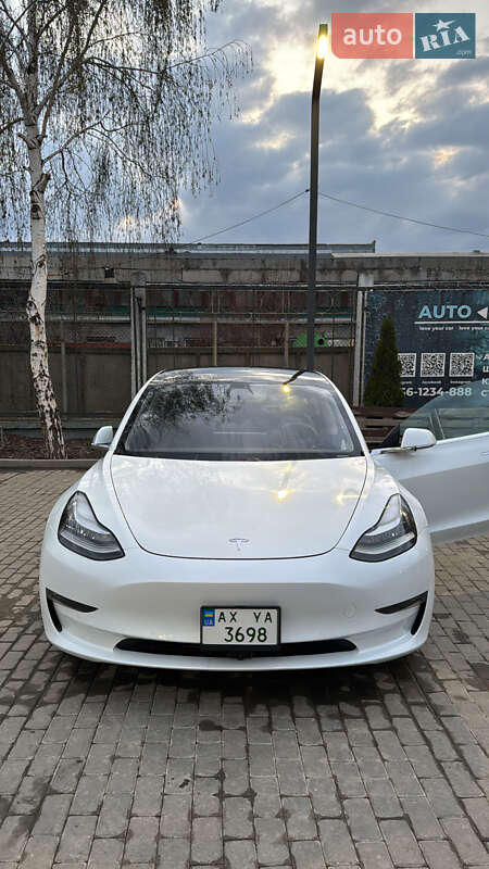 Седан Tesla Model 3 2020 в Харькове