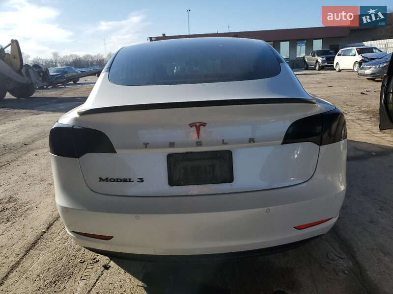Седан Tesla Model 3 2020 в Луцке