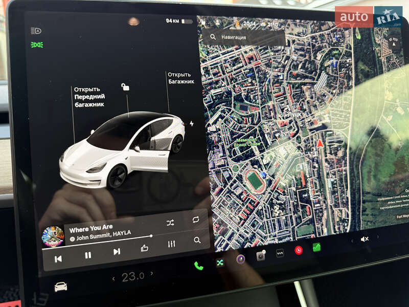 Седан Tesla Model 3 2020 в Луцке