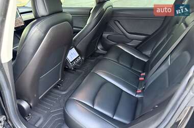 Седан Tesla Model 3 2019 в 