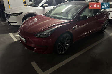 Седан Tesla Model 3 2018 в Киеве