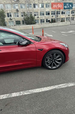 Седан Tesla Model 3 2018 в 