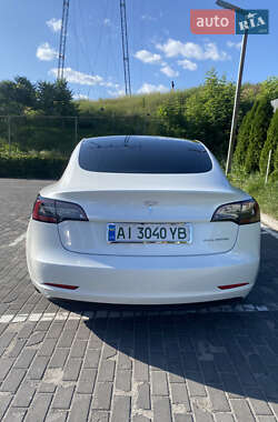 Седан Tesla Model 3 2019 в 