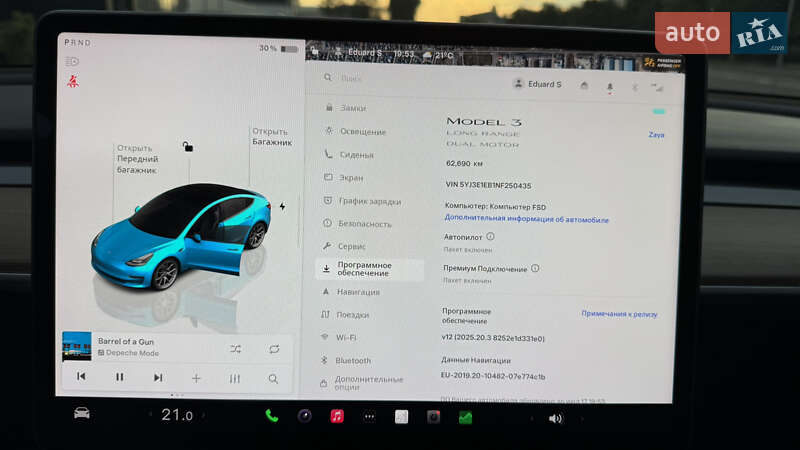 Седан Tesla Model 3 2022 в Киеве