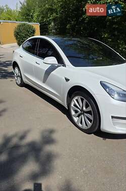 Седан Tesla Model 3 2018 в 