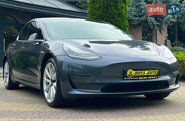 Седан Tesla Model 3 2019 в Львові