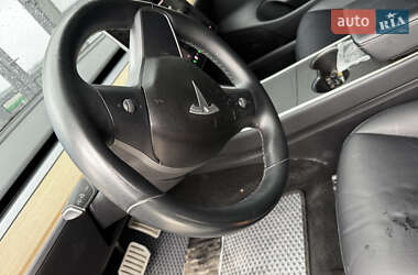 Седан Tesla Model 3 2018 в 