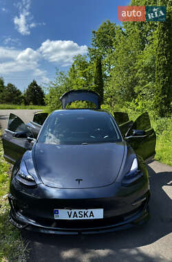 Седан Tesla Model 3 2018 в 