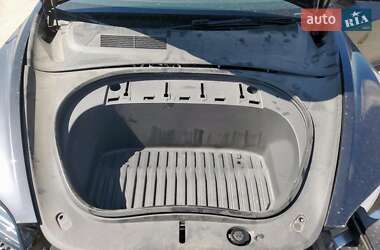 Седан Tesla Model 3 2024 в 