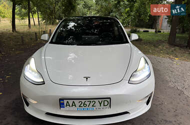 Седан Tesla Model 3 2018 в 