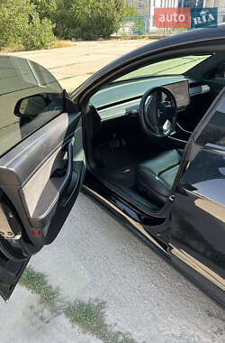 Седан Tesla Model 3 2019 в 