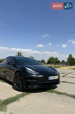 Седан Tesla Model 3 2019 в 