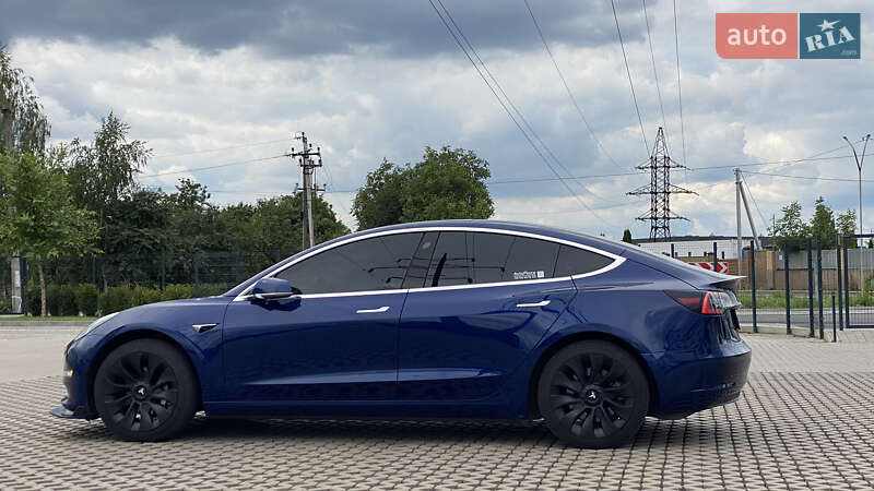 Седан Tesla Model 3 2018 в Луцке