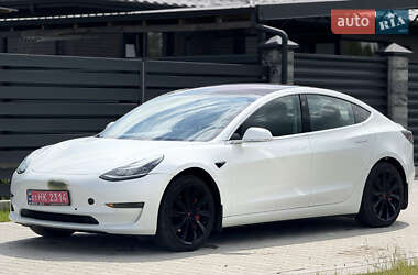 Седан Tesla Model 3 2018 в Луцьку