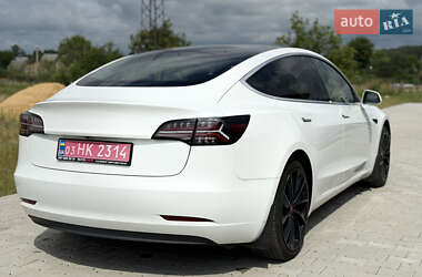 Седан Tesla Model 3 2018 в 