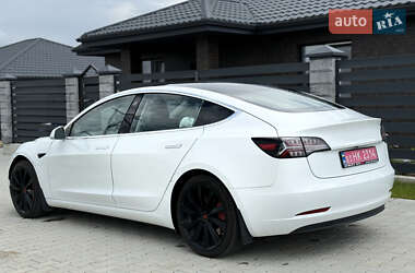 Седан Tesla Model 3 2018 в 