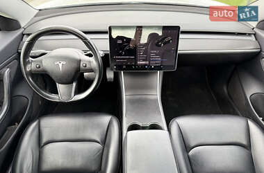 Седан Tesla Model 3 2018 в 