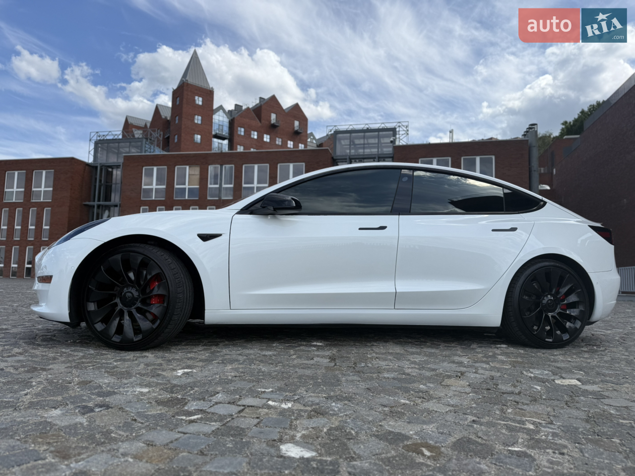 2020 Tesla Model 3 - мініатюра 24